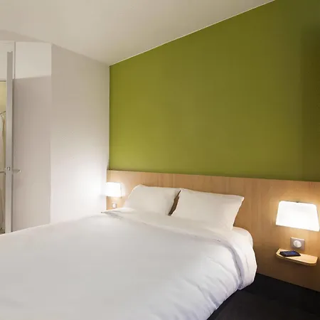 Hotel Maurepas 2*