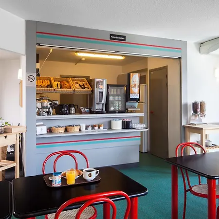 Hotel Maurepas 2*