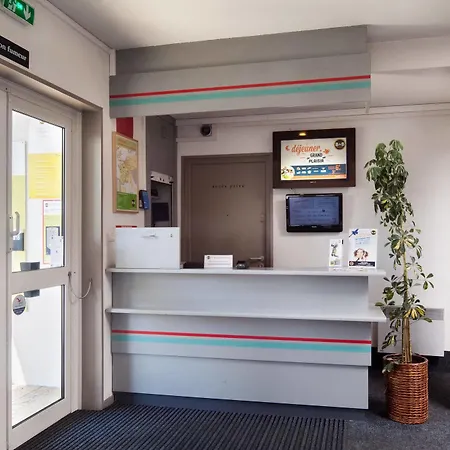 B&B Hôtel MAUREPAS 2* Maurepas (Yvelines)