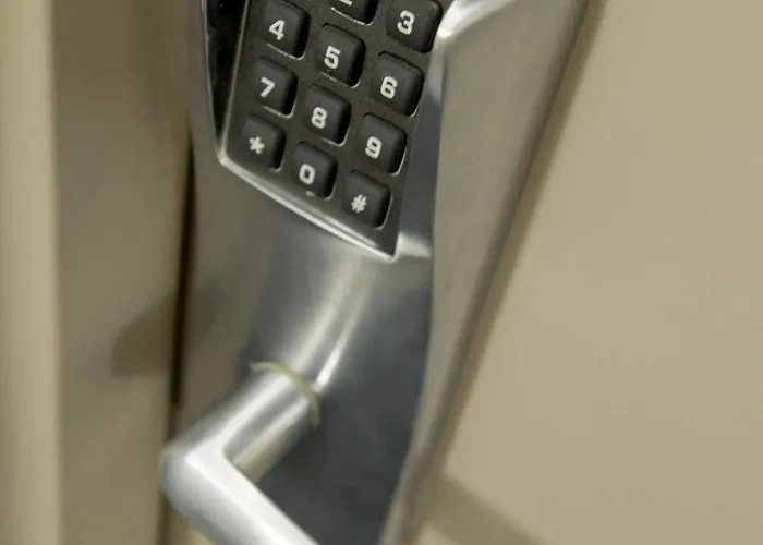 B&B Hotel Maurepas Hotel 2*